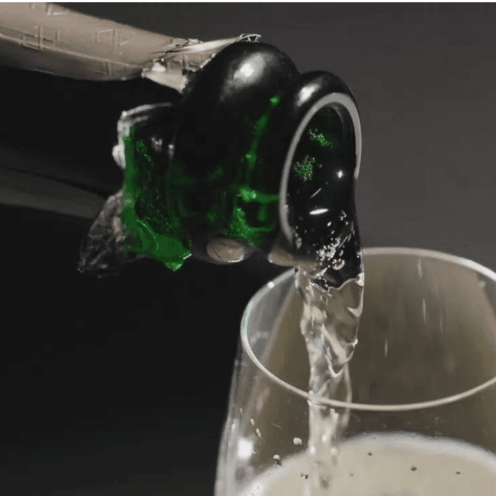 Noughty Alcohol-Free Organic Sparkling Chardonnay, 25 oz Coffee & Beverages Noughty