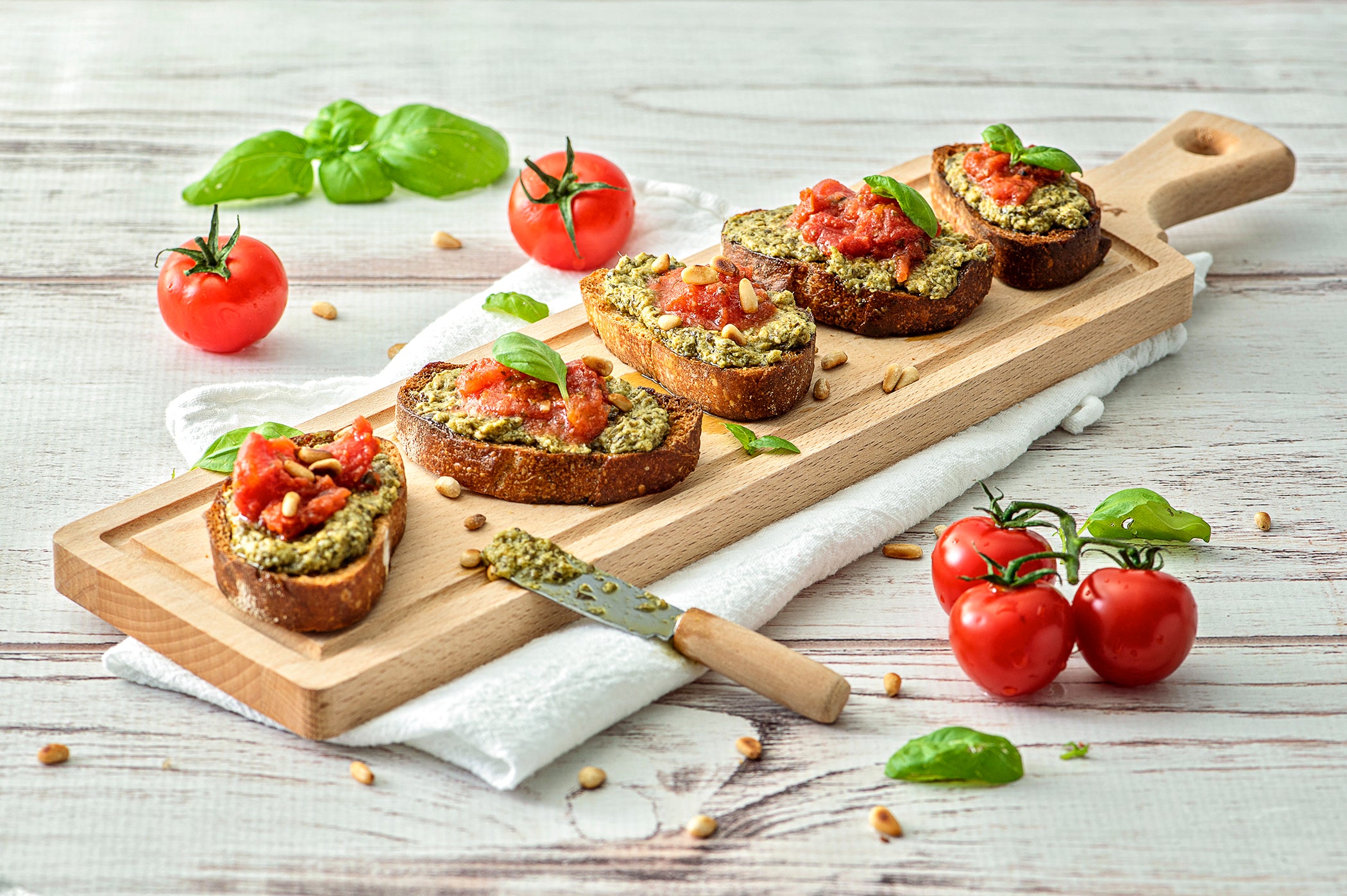 Sanniti Basil Pesto, 6.7 oz Sauces & Condiments Sanniti