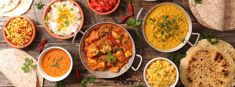 Indian food curry na'an rice