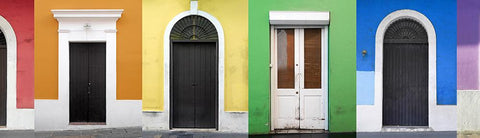 colorful buildings in Puerto Rico